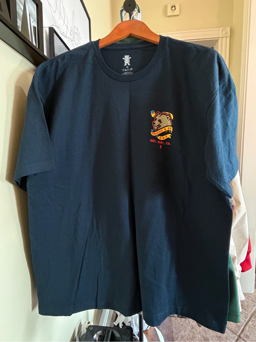 Grizzly Supply Co Bear Graphic Tee XL Black Streetwear Shirt NWOT
